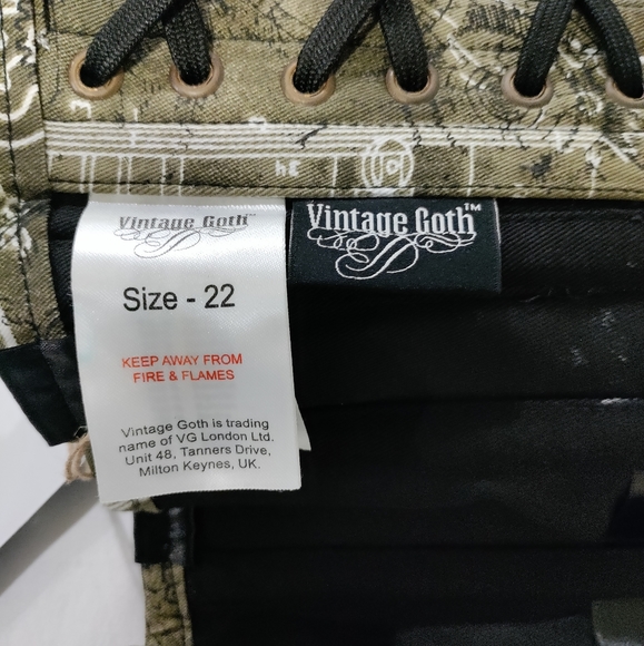 NWT Vintage Goth Size 22, Military Green & White Pattern Waist Trainer - Picture 6 of 9